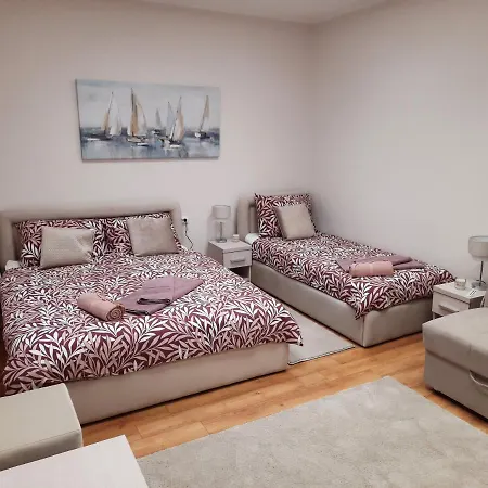 Aleksa 1 Apartament *